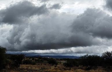 La onda tropical número 8 dejará lluvias en Durango