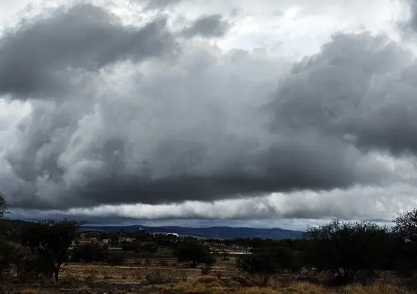 La onda tropical número 8 dejará lluvias en Durango