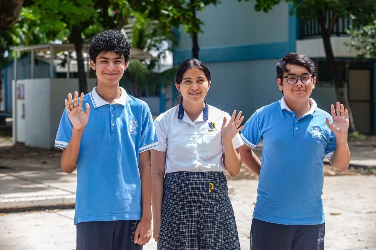 Mónica Alejandra Vecino Ojeda, Alexander Iván Alcocer Pérez y Evan Isaac Cruz Sauri. Foto: SEGEY