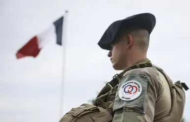 Apuñalan a soldado centinela en calles de París... ¡previo a Juegos Olímpicos!