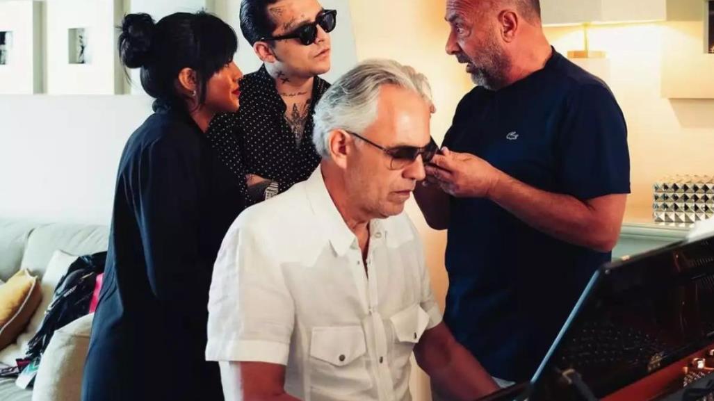 VIDEO: Andrea Bocelli se equivoca y presenta a Nodal como sudamericano