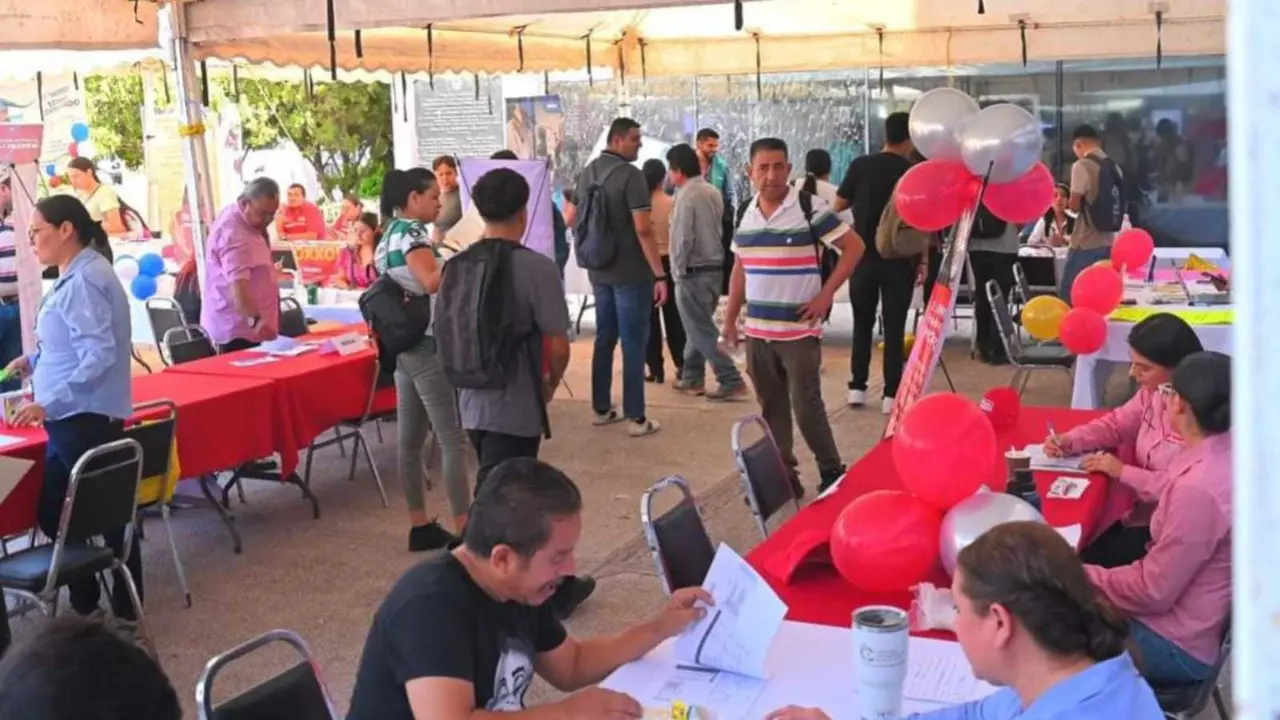 La Feria del Empleo Juventud 2024 cumplió con sus objetivos y fue todo un éxito. Foto: Facebook/ Ayuntamiento de Gómez Palacio.