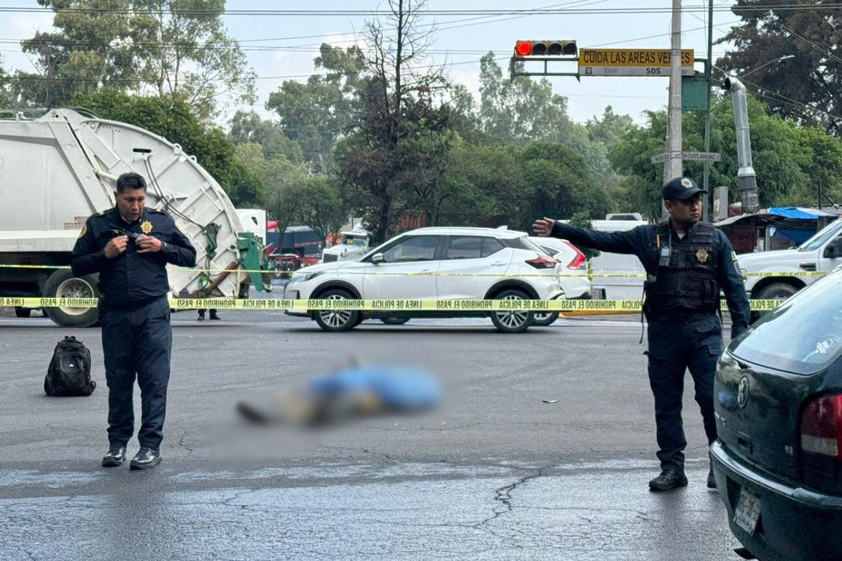 Hombre tendido en el pavimento por accidente. Foto: Ramón Ramírez