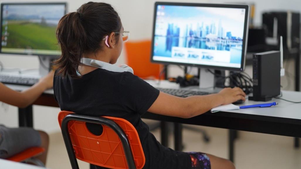 Curso Tecnolochicas 2024: Formación en tecnología para mujeres jóvenes