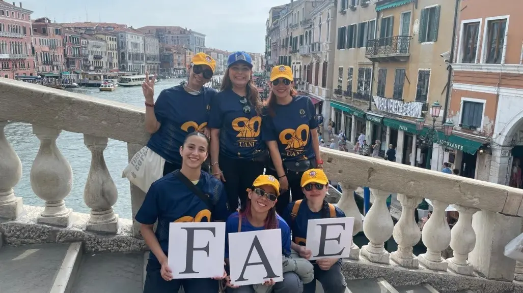 Maestras de la UANL se capacitan en técnica Graham en Venecia, Italia