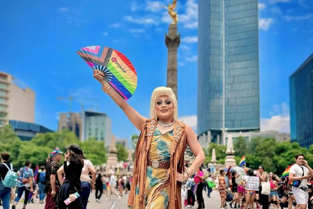 Turbulence en el Ángel de la Independencia de la Ciudad de México. Foto: Instagram Turbulence