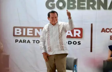 Huacho Díaz invita a los yucatecos a participar en su plan de gobierno