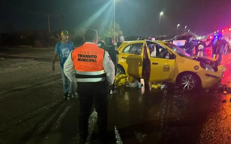 El accidente se registró en la carretera a Mieleras. (Fotografía: Redes sociales)