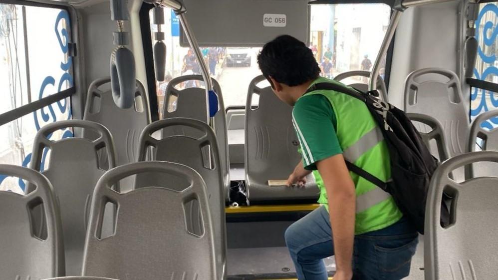 El Va y Ven transporta 400 libros listos para ser leídos