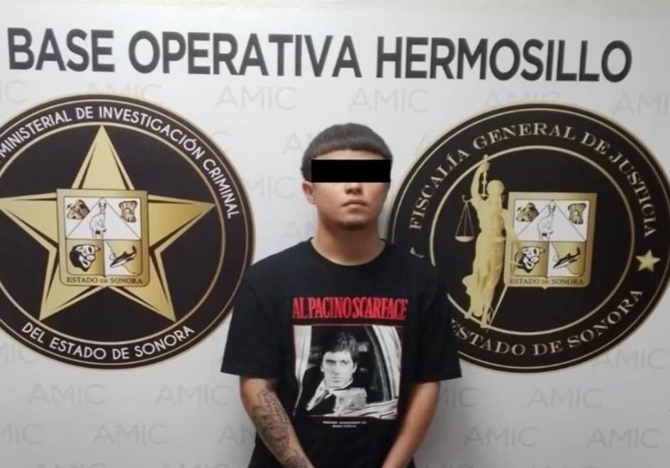 El joven que agredió a un menor con autismo en Hermosillo tras ser detenido. Foto: El Pulso.