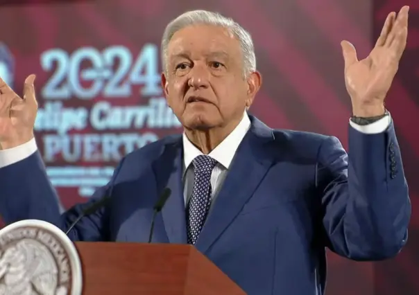 Al carajo con el racismo: AMLO