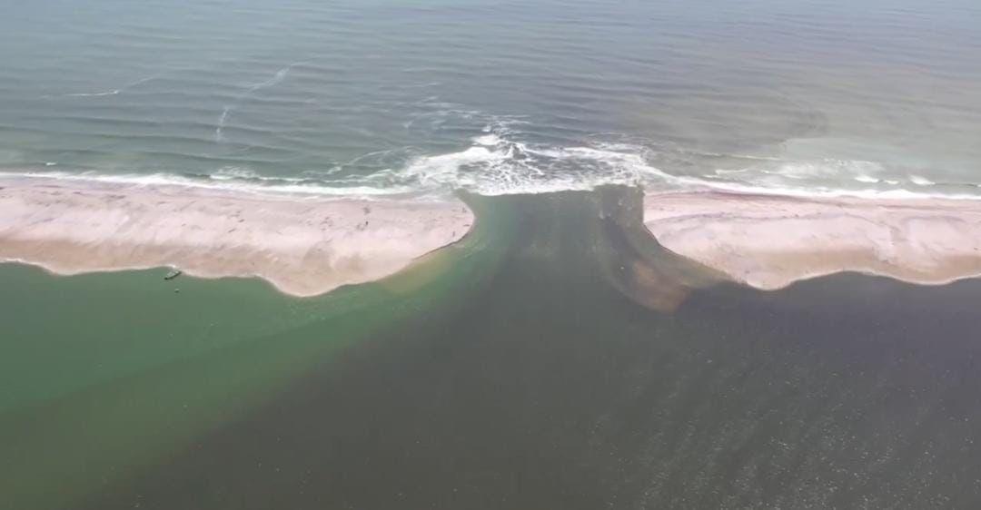 Para el Oceanólogo Marcelo René García Hernández, la solución al problema del cordón litoral debe ser pronta, ya que de lo contrario puede acarrear problemas más graves. Foto: Redes sociales