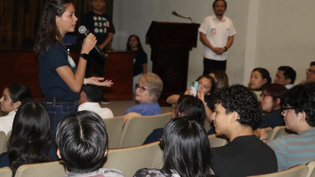 Estudiantes yucatecos participan en  los Clubes de Ciencia México 2024