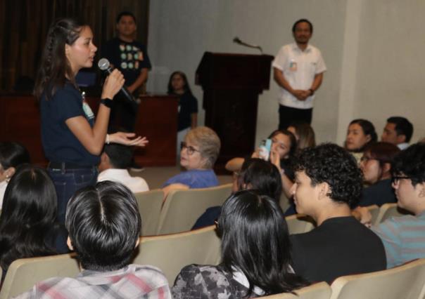 Estudiantes yucatecos participan en  los Clubes de Ciencia México 2024