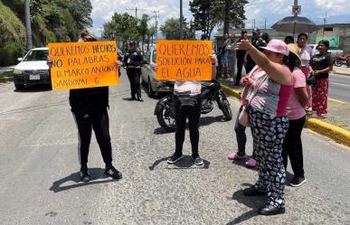 Bloquean Paseo Matlazincas en Toluca por falta de agua