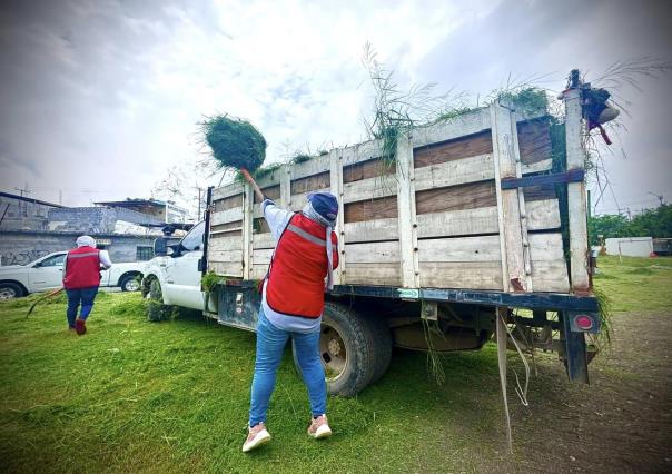 Supervisa alcalde de Juárez trabajos de limpieza en áreas verdes del municipio