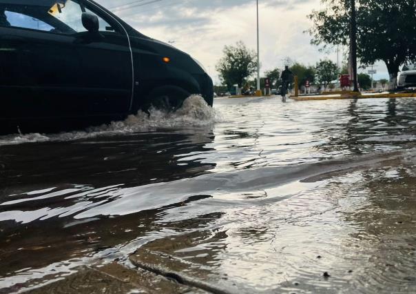 Se presentan inundaciones y encharcamientos en varios puntos de la capital