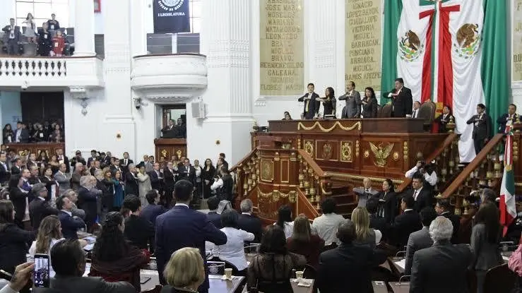 ¡Una chambita de esas! Diputados de CDMX aprueban bono de 2.5 millones de pesos