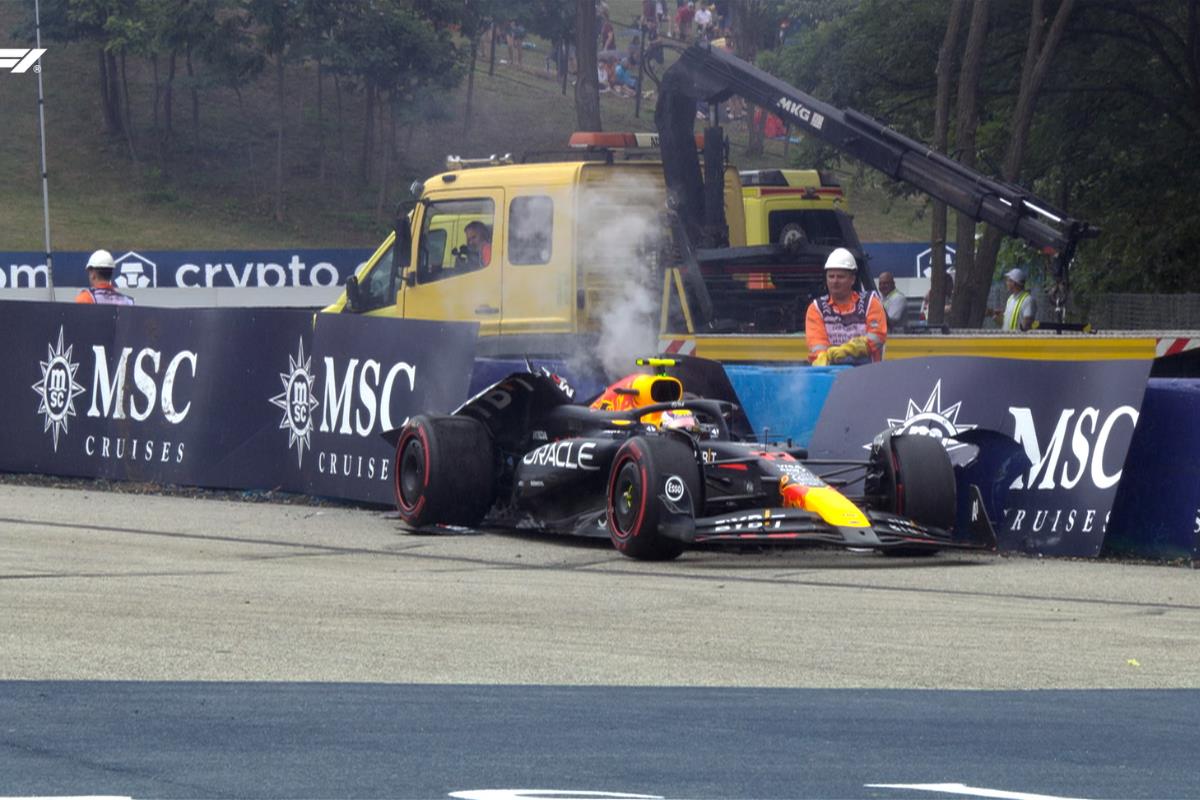 Sergio Pérez sufre accidente en el HungrianGP. Créditos: X @F1.