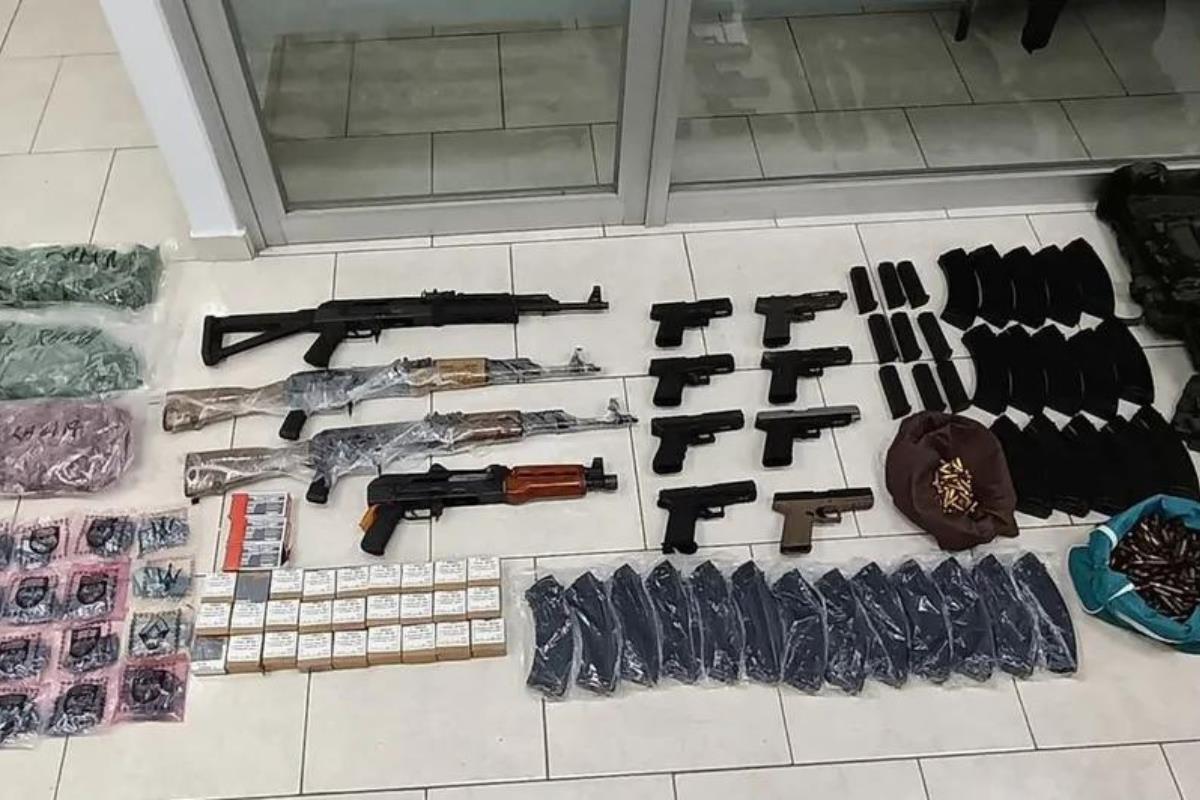 Armas aseguradas en San Nicolás, Foto: Especial