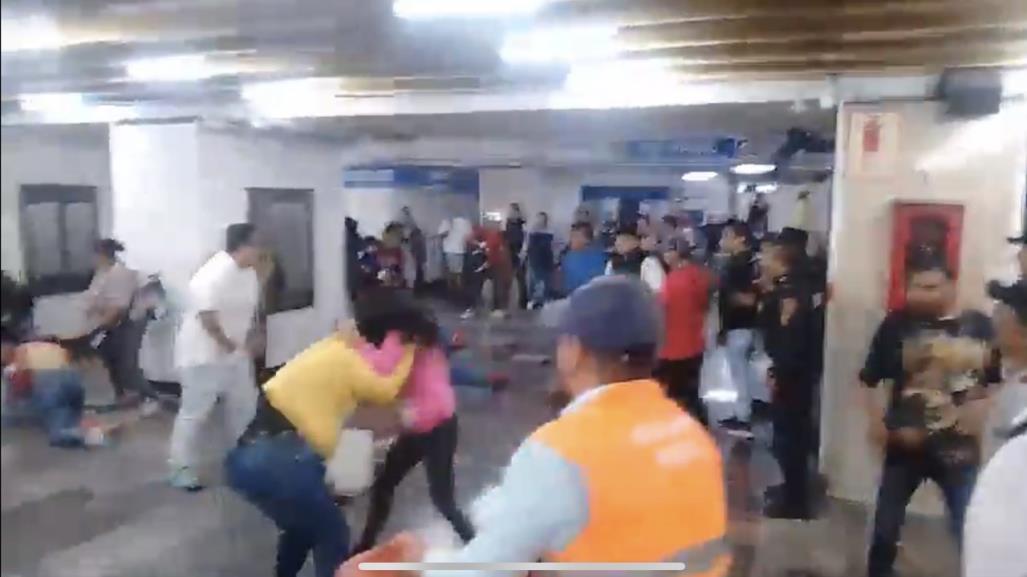 VIDEO: Se reportó batalla campal en las instalaciones del Metro Hidalgo