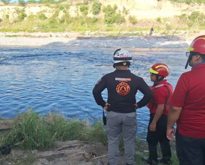 Buscan a hombre desaparecido en el río Santa Catarina