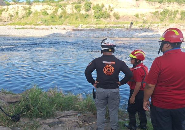 Buscan a hombre desaparecido en el río Santa Catarina