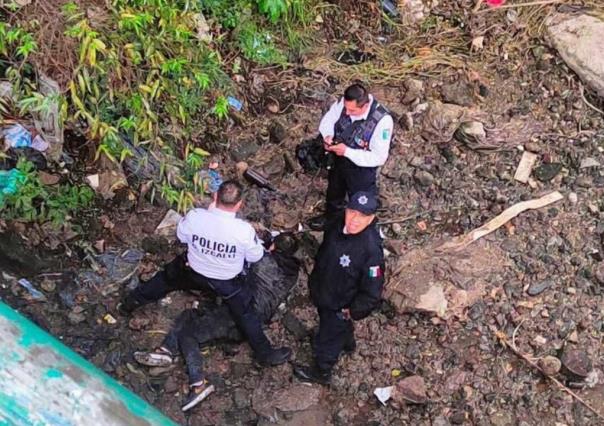 Cae de puente motociclista tras ser atropellado en Cuautitlán Izcalli