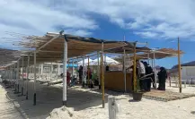 Retiran obstáculos en Playa Pichilingue tras denuncia ciudadana