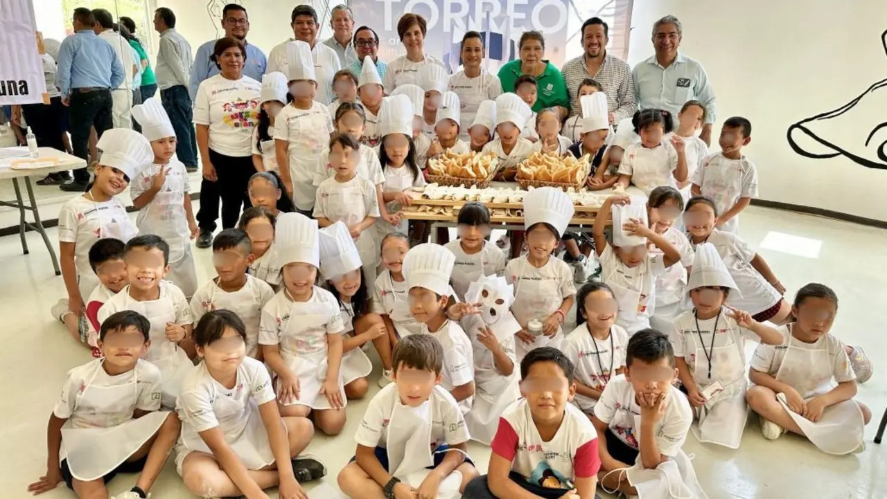 Fueron 30 menores los que participaron en el taller. (Fotografía: Gobierno de Torreón)