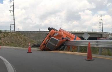 Trailero pierde la vida tras accidente en carretera Saltillo-Zacatecas