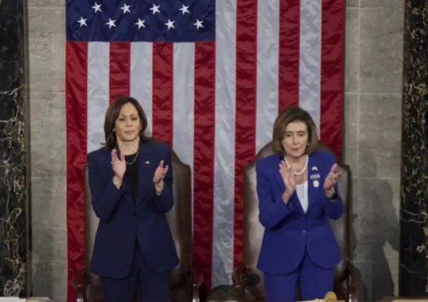 Apoya Nancy Pelosi a Kamala Harris como candidata presidencial demócrata