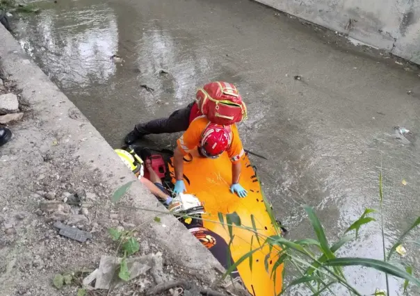 Mujer lesionada tras caer en Arroyo Seco de Monterrey