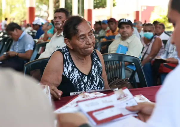 AMLO garantiza pensión a adultos mayores mexicanos en Estados Unidos