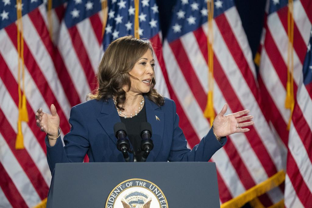 Republicanos instan a evitar ataques racistas y sexistas a Kamala Harris