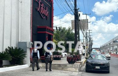 Dejan arma de fuego en interior de un motel en Monterrey