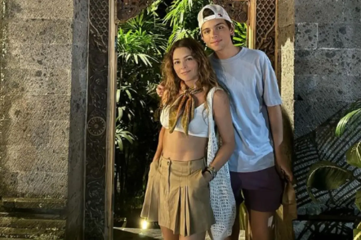 Grettell Valdez y su hijo Santino en viaje Foto: Instagram @grettellv