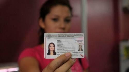 ¿No actualizaste tu credencial? INE instala módulos en Edomex