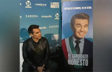 Llega Adrián Uribe a Toluca con El candidato honesto