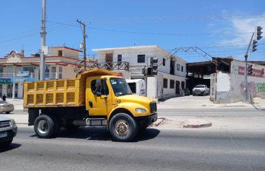 Propuesta para controlar horario de carga pesada en Los Cabos sigue sin progreso