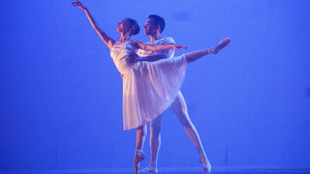 Estudiantes del Centro Estatal de Bellas Artes Culminan su Formación en Danza Clásica