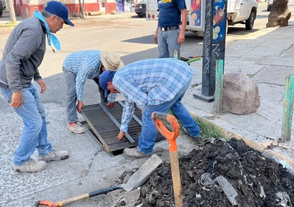 No paran trabajos de limpieza en alcantarillas por la temporada de lluvias