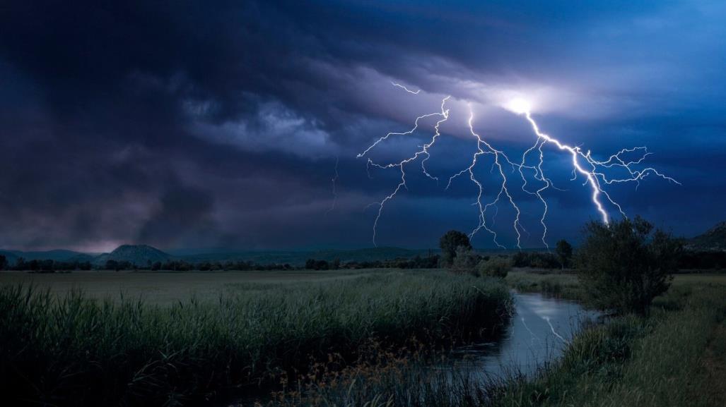 Lluvias muy fuertes con tormentas eléctricas en Tamaulipas