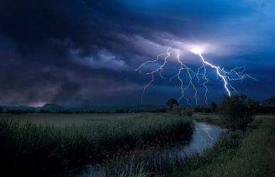 Lluvias muy fuertes con tormentas eléctricas en Tamaulipas