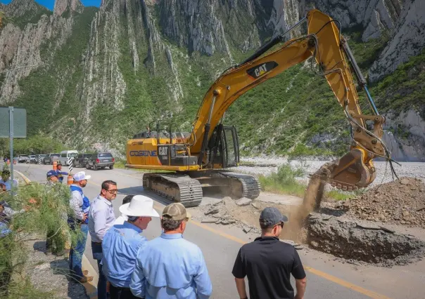 Inicia Estado obras para solucionar problemas de agua en Santa Catrina y García
