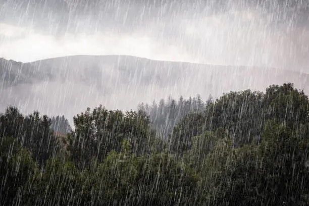 Se prevé lluvias fuertes en la zona de la sierra. Foto: Especial.