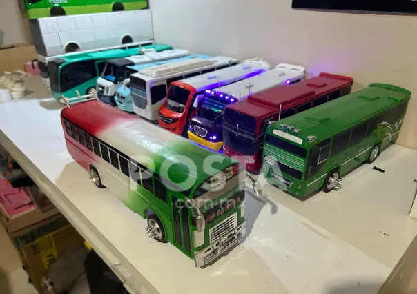 Camiones miniatura de rutas urbanas en Monterrey, ¿cuál es tu favorita?