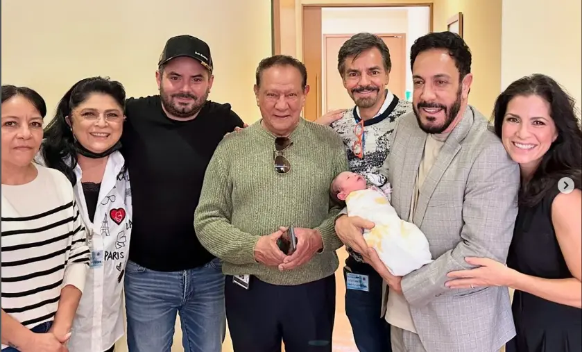 Sin duda, el nacimiento de Tessa ha unido a las familias Fayad Ruffo y Derbez Rosaldo. Foto. Instagram @alexrosaldo.