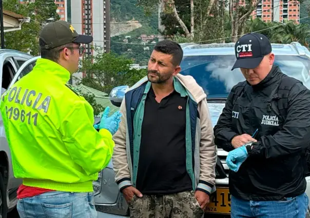 Siete miembros del EMC detenidos en Colombia al viajar en autos oficiales