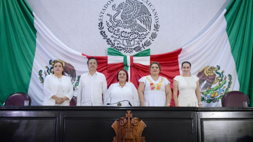 Conmemora Veracruz 200 años de tener un Congreso Constituyente